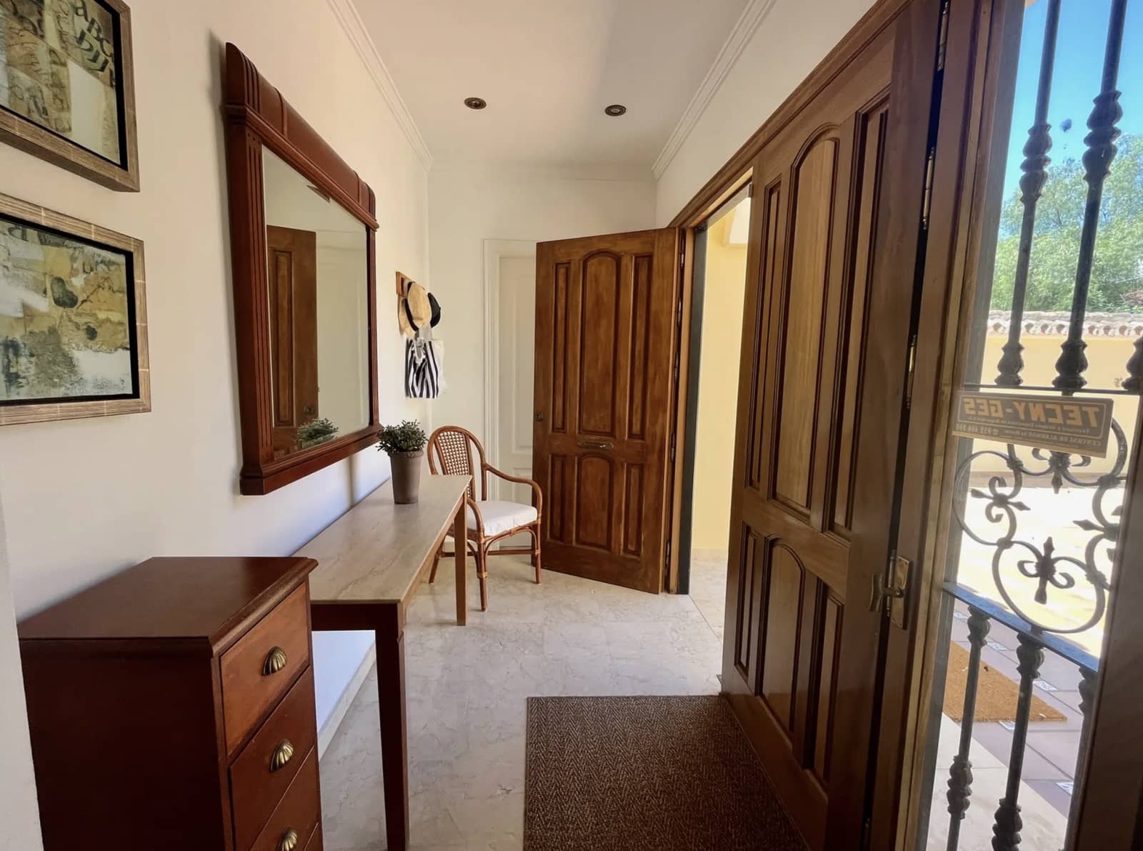   4 soveværelse   ferieVilla i Mijas   med   swimmingpool  garage  - € 2.065 (Ref: 8384635)