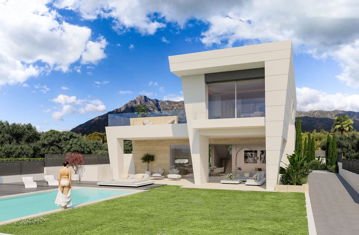 4 bedroom Villa for sale in Marbella with pool garage - € 2,495,000 (Ref: 8384640)