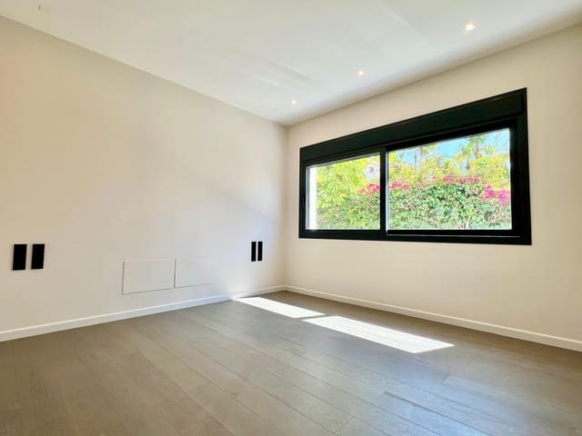 4 soverom Villa til salgs i Real de Zaragoza, Marbella med svømmebasseng garasje - € 3 899 000 (Ref: 8435081)