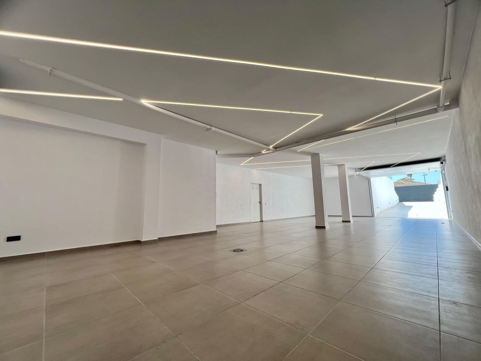 4 soveværelse Villa til salg i Marbella med swimmingpool garage - € 3.899.000 (Ref: 8435081)