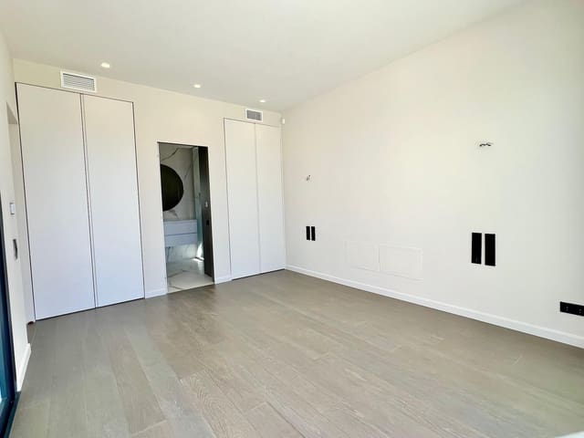 4 soverom Villa til salgs i Real de Zaragoza, Marbella med svømmebasseng garasje - € 3 899 000 (Ref: 8435081)