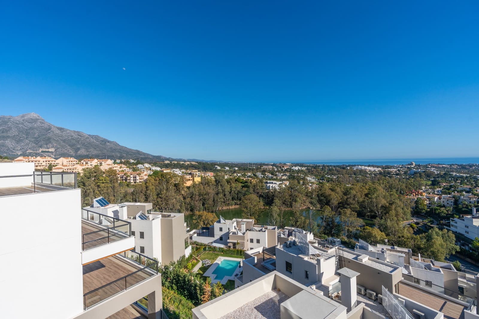 3 slaapkamer Appartement te koop in Marbella met zwembad garage - € 950.000 (Ref: 8479247)