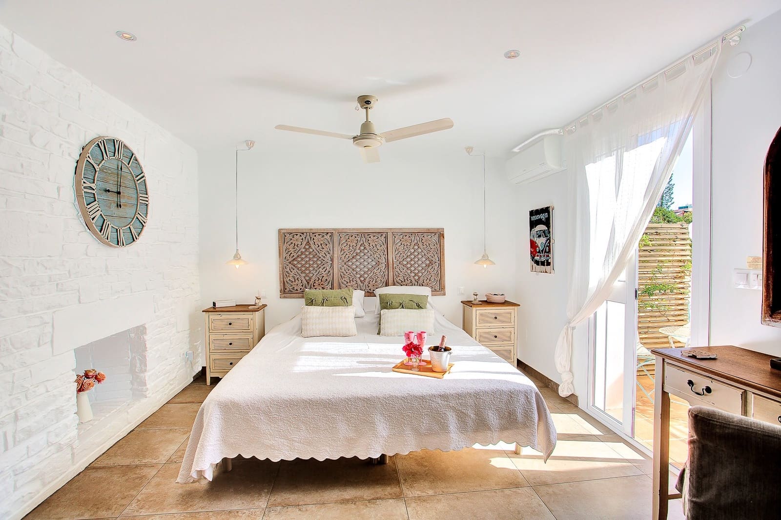 6 bedroom Villa for sale in Marbella with pool garage - € 2,150,000 (Ref: 8522846)