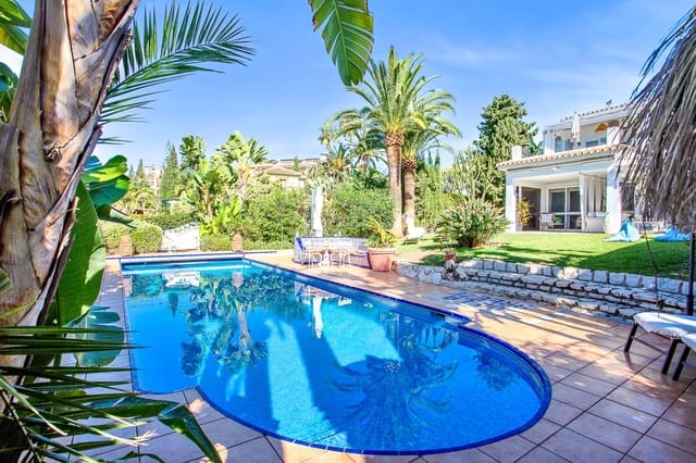 6 slaapkamer Villa te koop in Marbella met zwembad garage - € 2.150.000 (Ref: 8522846)