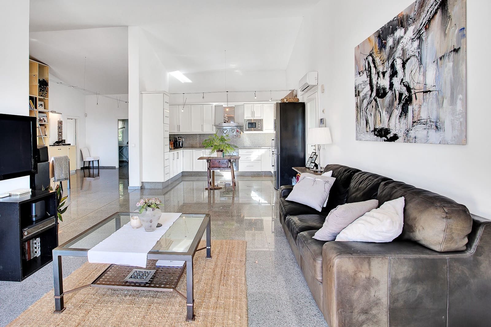 6 makuuhuone Huvila vuokrattavana paikassa Marbella mukana uima-altaan 
autotalli - 7 900 € (Ref: 8522847)