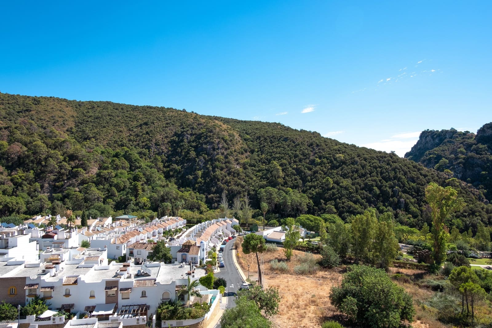 3 camera da letto Appartamento da affitare come casa vacanza in Benahavis con piscina garage - 840 € (Rif: 8582135)