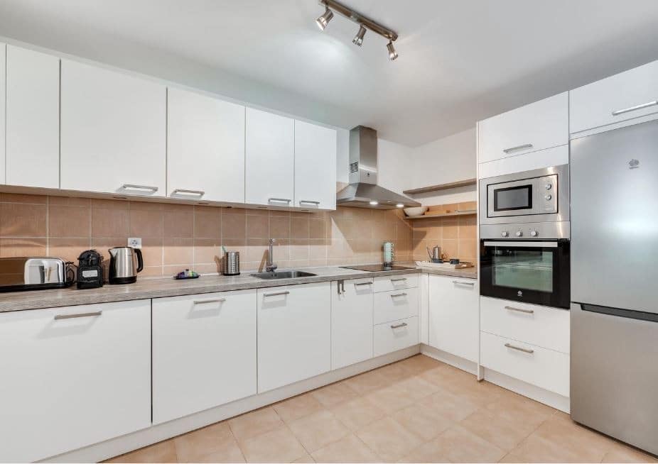 3 camera da letto Appartamento da affitare come casa vacanza in Benahavis con piscina garage - 840 € (Rif: 8582135)