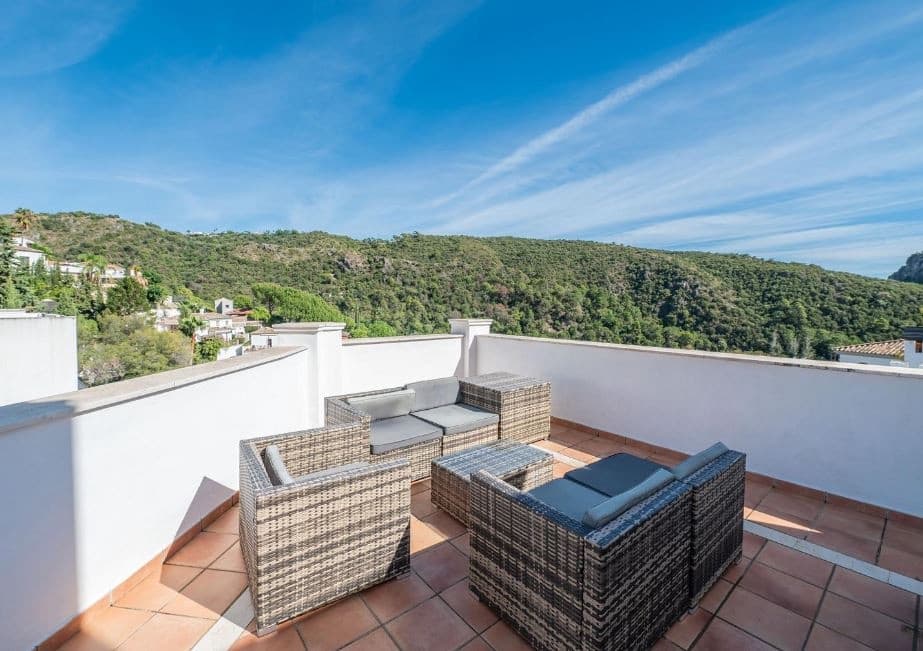 3 camera da letto Appartamento da affitare come casa vacanza in Benahavis con piscina garage - 840 € (Rif: 8582135)