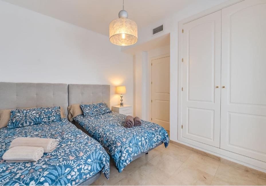 3 camera da letto Appartamento da affitare come casa vacanza in Benahavis con piscina garage - 840 € (Rif: 8582135)