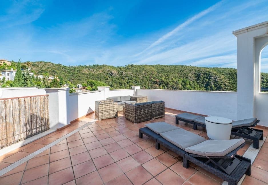 3 camera da letto Appartamento da affitare come casa vacanza in Benahavis con piscina garage - 840 € (Rif: 8582135)