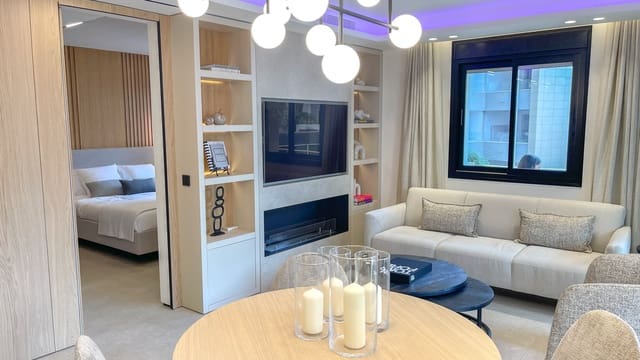 2 slaapkamer Appartement te koop in Puerto Banus, Marbella met zwembad garage - € 749.000 (Ref: 8624876)