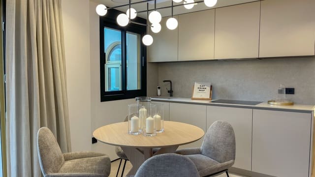 2 slaapkamer Appartement te koop in Puerto Banus, Marbella met zwembad garage - € 749.000 (Ref: 8624876)