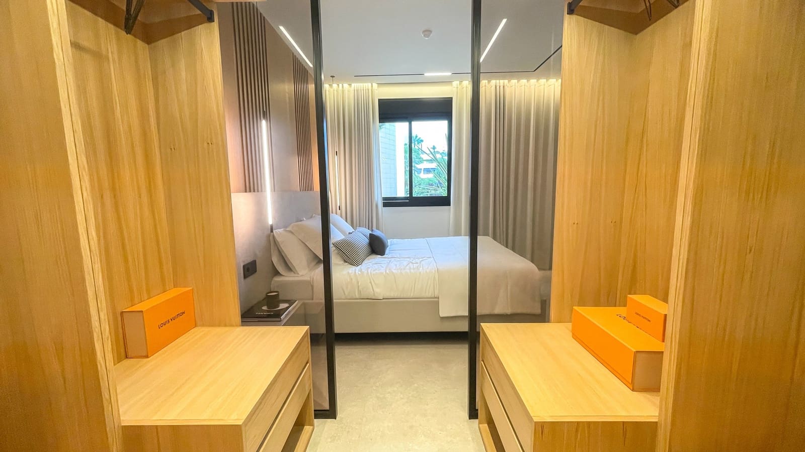 2 slaapkamer Appartement te koop in Puerto Banus met zwembad garage - € 749.000 (Ref: 8624876)