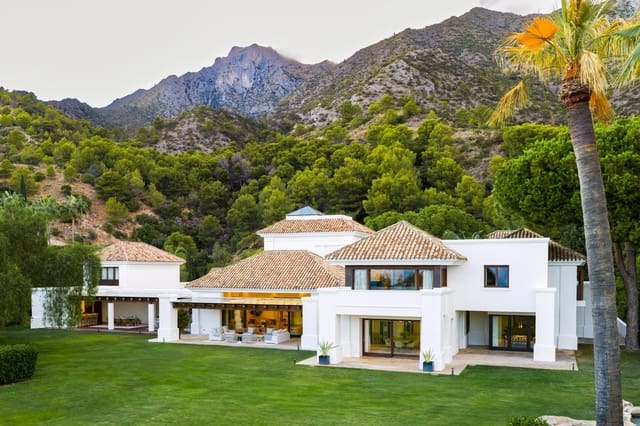   6 soveværelse   ferieVilla i Marbella med   swimmingpool  garage  - € 31.500 (Ref: 8715323)