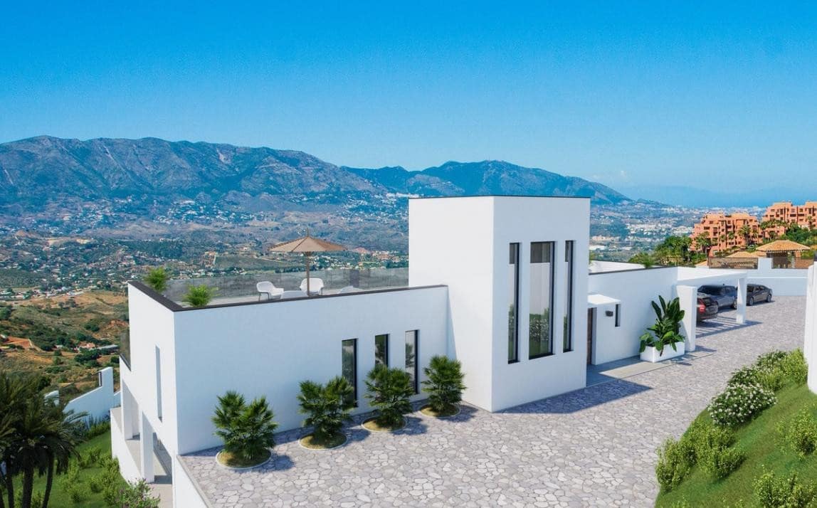 4 slaapkamer Villa te koop in Marbella met zwembad garage - € 1.800.000 (Ref: 8731696)