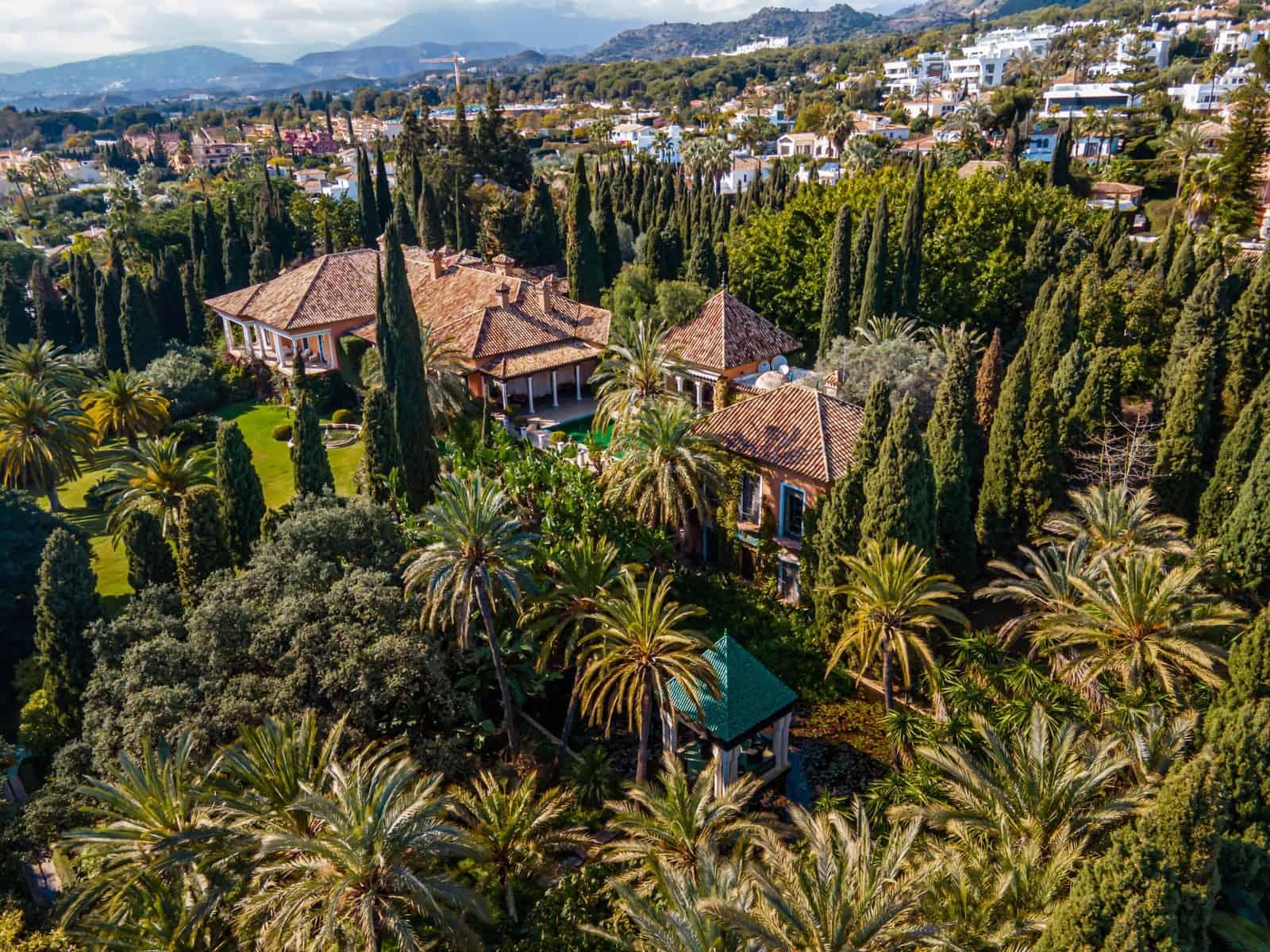 5 soverom Villa til salgs i Marbella med svømmebasseng garasje - € 38 500 (Ref: 8741131)