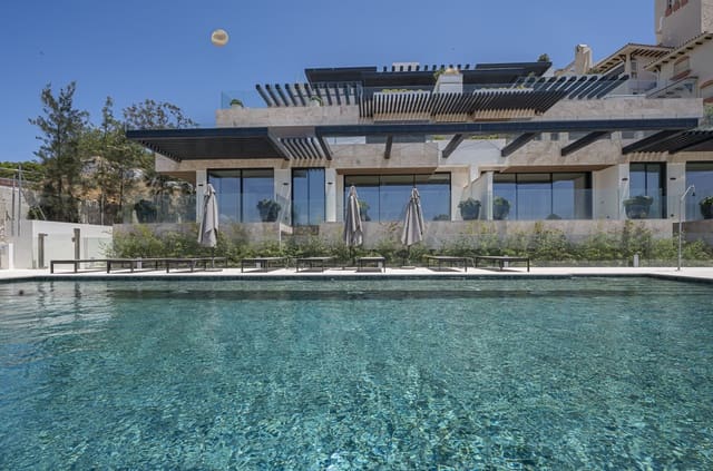 Apartamento de 2 habitaciones en Seghers, Estepona en alquiler vacacional con piscina garaje - 4.550 € (Ref: 8759879)