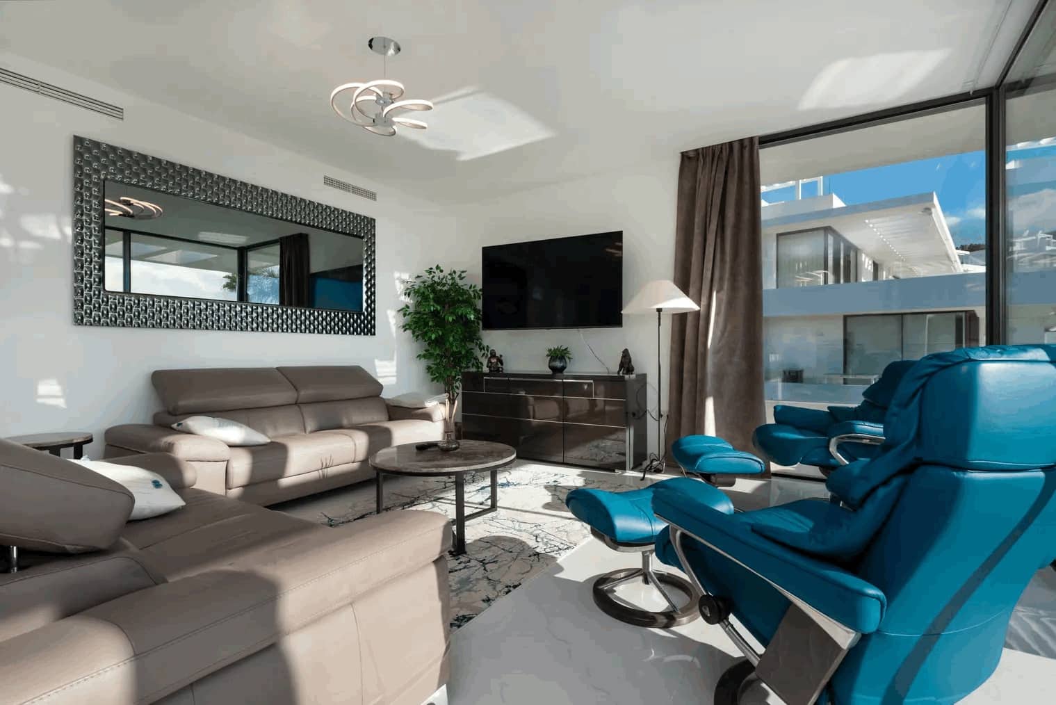 3 slaapkamer Penthouse voor vakantieverhuur in Atalaya-Isdabe met zwembad garage - € 2.051 (Ref: 8776148)