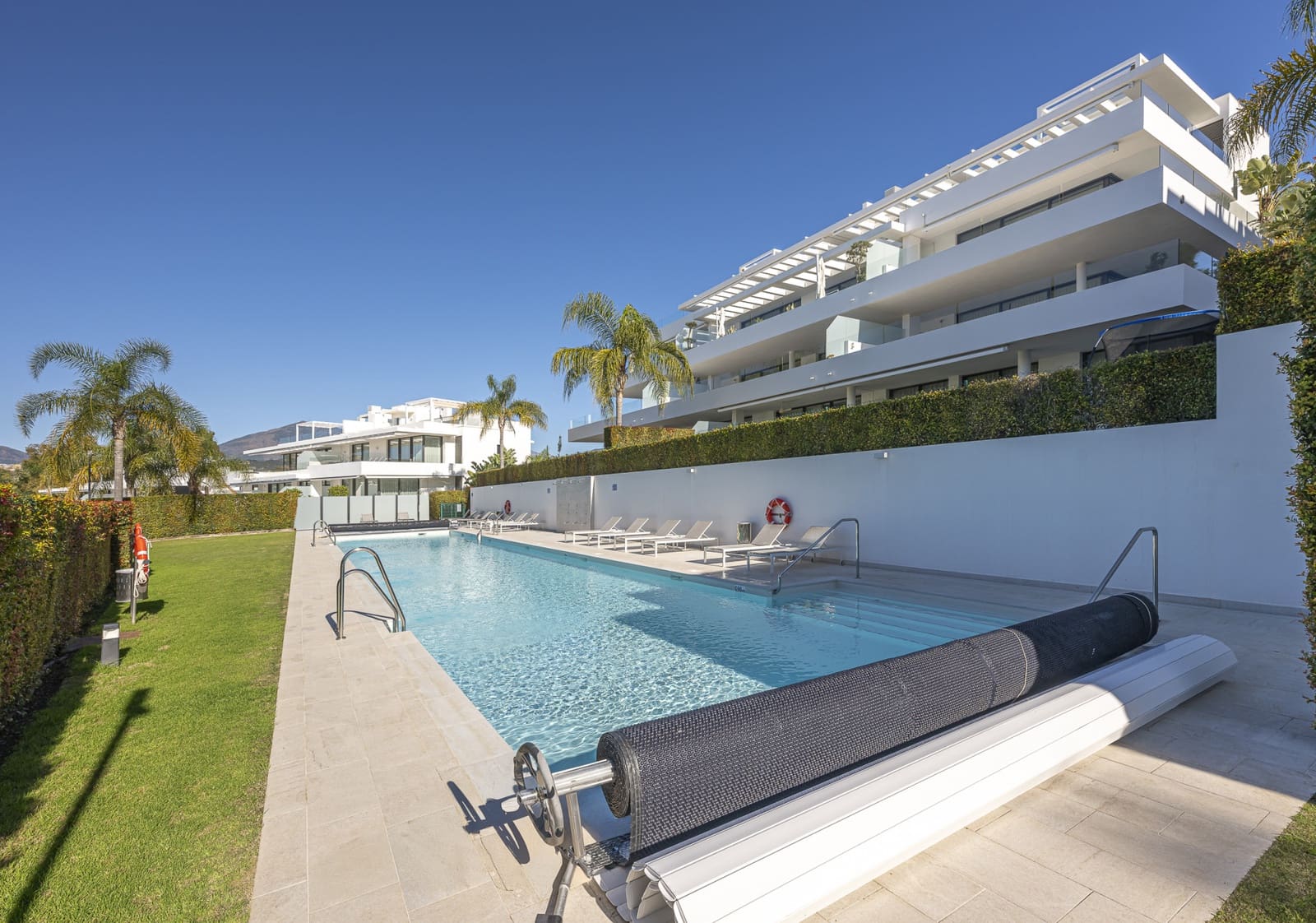 3 slaapkamer Penthouse voor vakantieverhuur in Atalaya-Isdabe met zwembad garage - € 2.051 (Ref: 8776148)