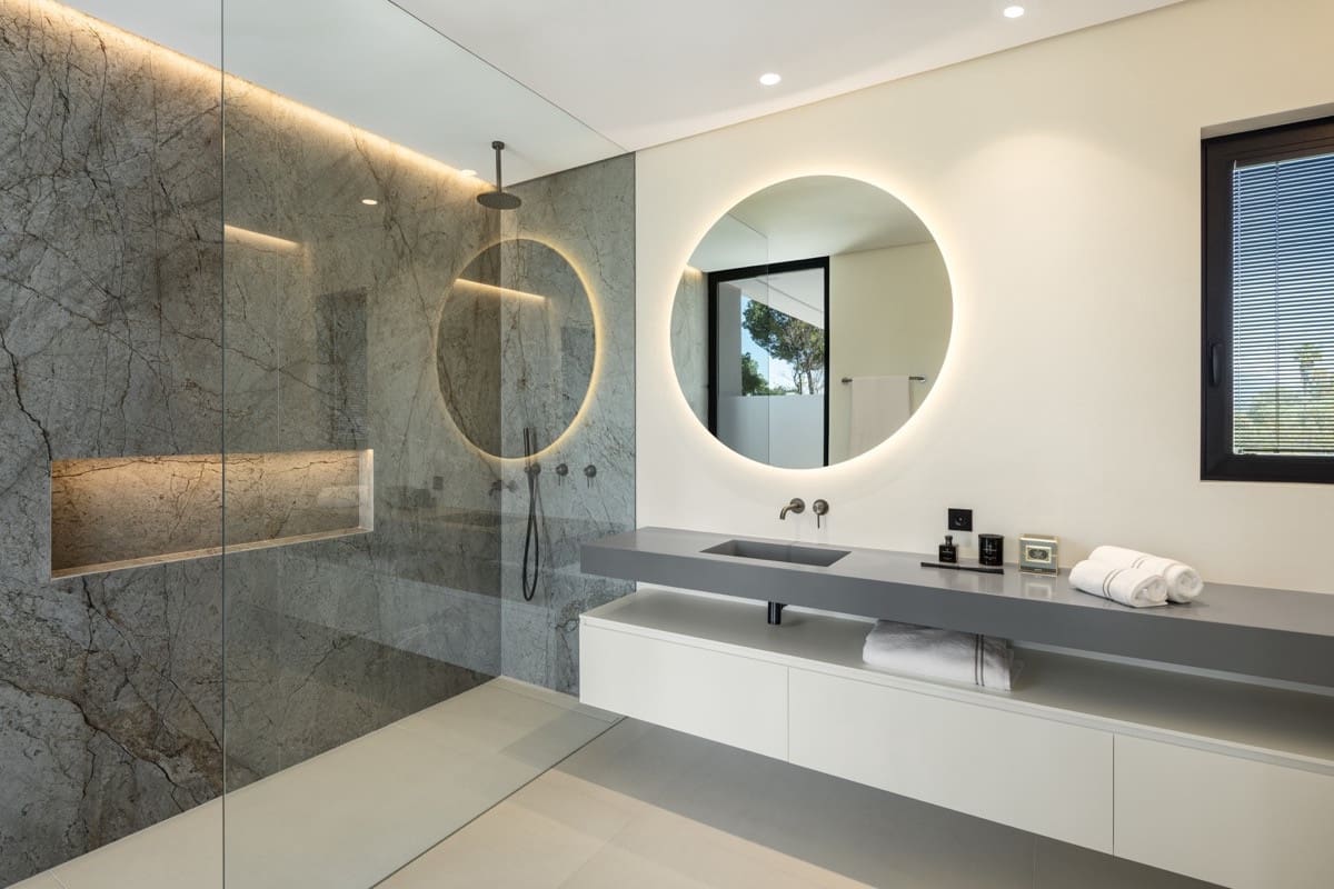 6 slaapkamer Villa te koop in Marbella met zwembad garage - € 8.500.000 (Ref: 8817278)