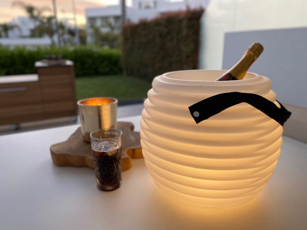 2 slaapkamer Appartement voor vakantieverhuur in Estepona met zwembad garage - € 1.750 (Ref: 8840795)