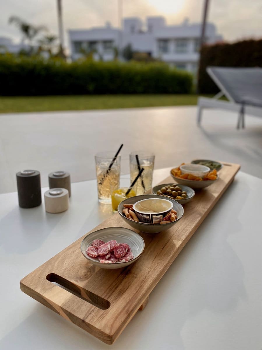 2 slaapkamer Appartement voor vakantieverhuur in Estepona met zwembad garage - € 1.750 (Ref: 8840795)