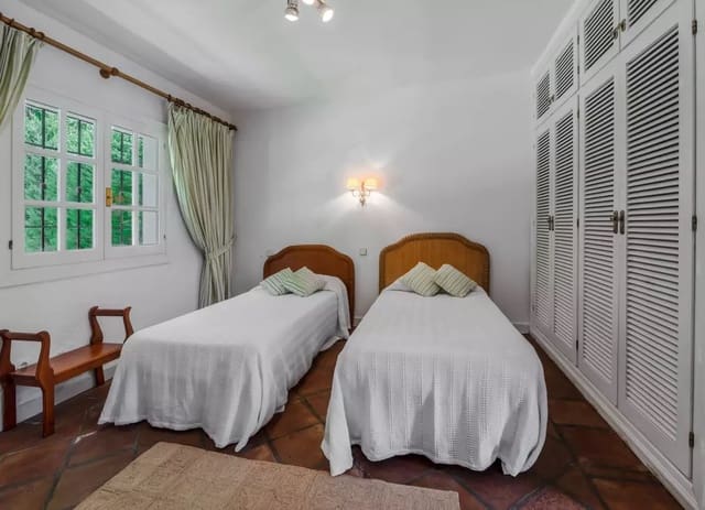 6 camera da letto Finca/Casa di Campagna da affitare come casa vacanza in Cancelada, Estepona con piscina garage - 7.511 € (Rif: 8864670)