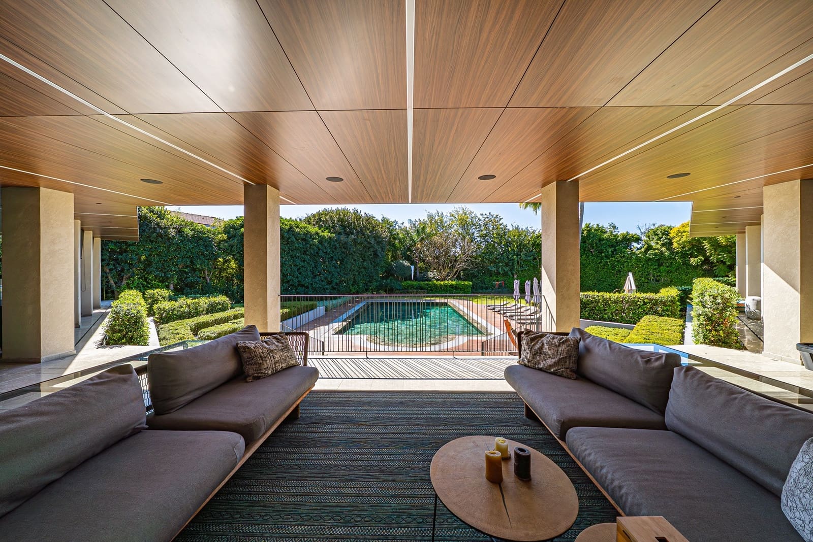 10 bedroom Villa for sale in Guadalmina with pool garage - € 12,900,000 (Ref: 8907414)