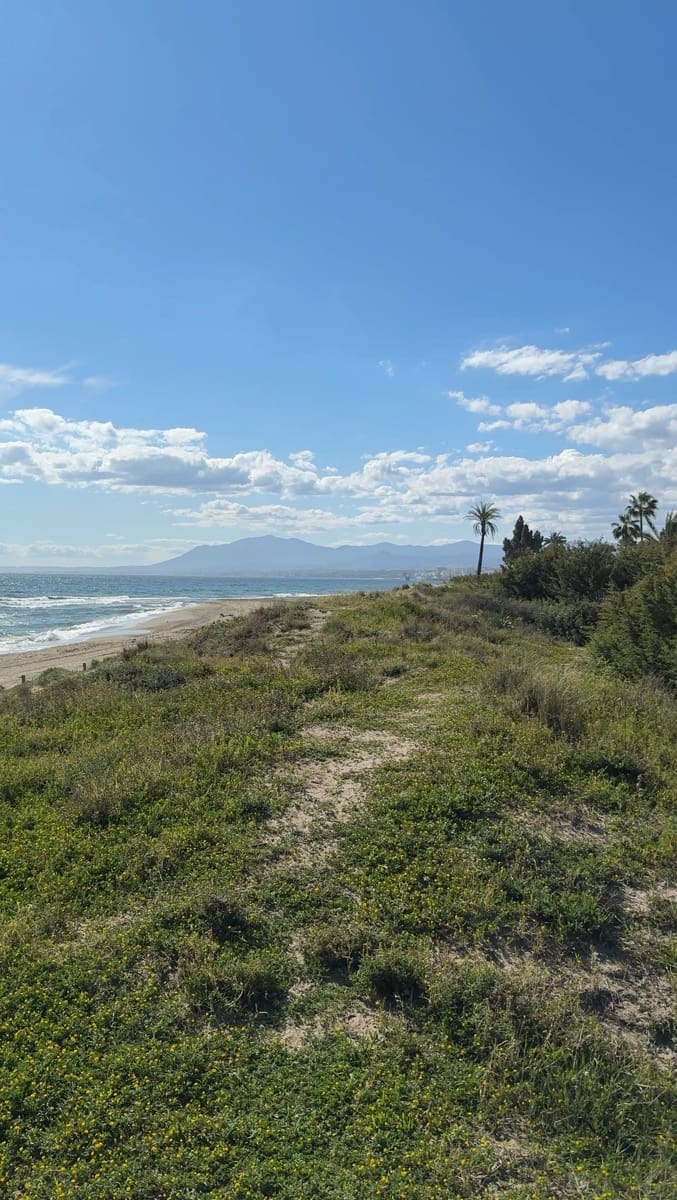 3 bedroom Apartment for sale in Marbella with pool garage - € 2,250,000 (Ref: 8917783)