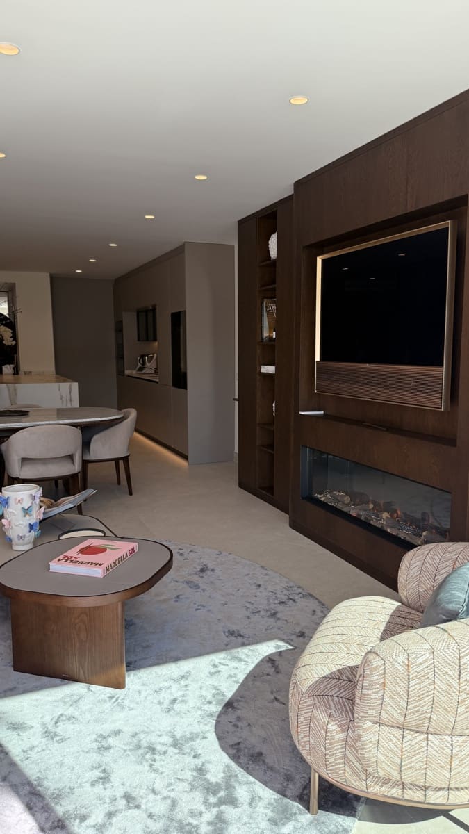 3 bedroom Apartment for sale in Marbella with pool garage - € 2,250,000 (Ref: 8917783)