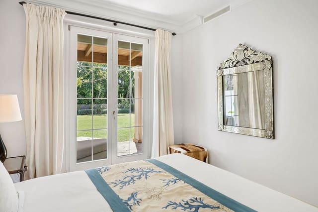 4 sypialnia Willa do wynajęcia w Marbella z basenem - 18 000 € (Ref: 8941182)