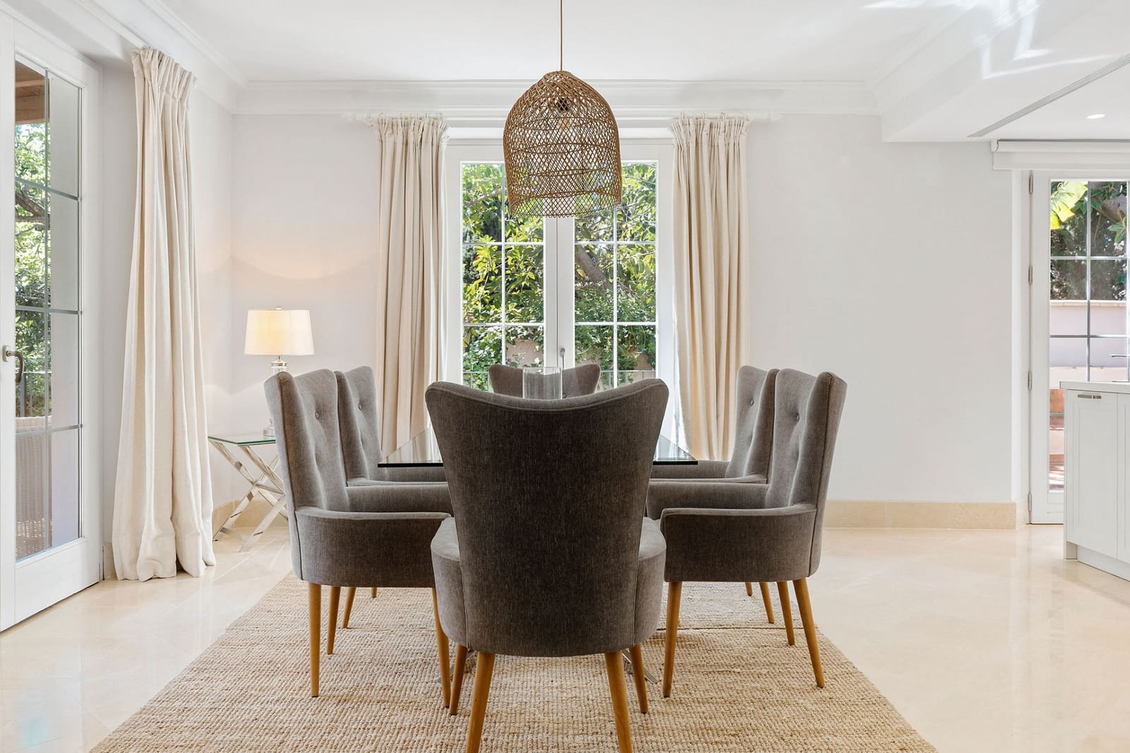 4 soveværelse Villa til leje i Marbella med swimmingpool - € 18.000 (Ref: 8941182)