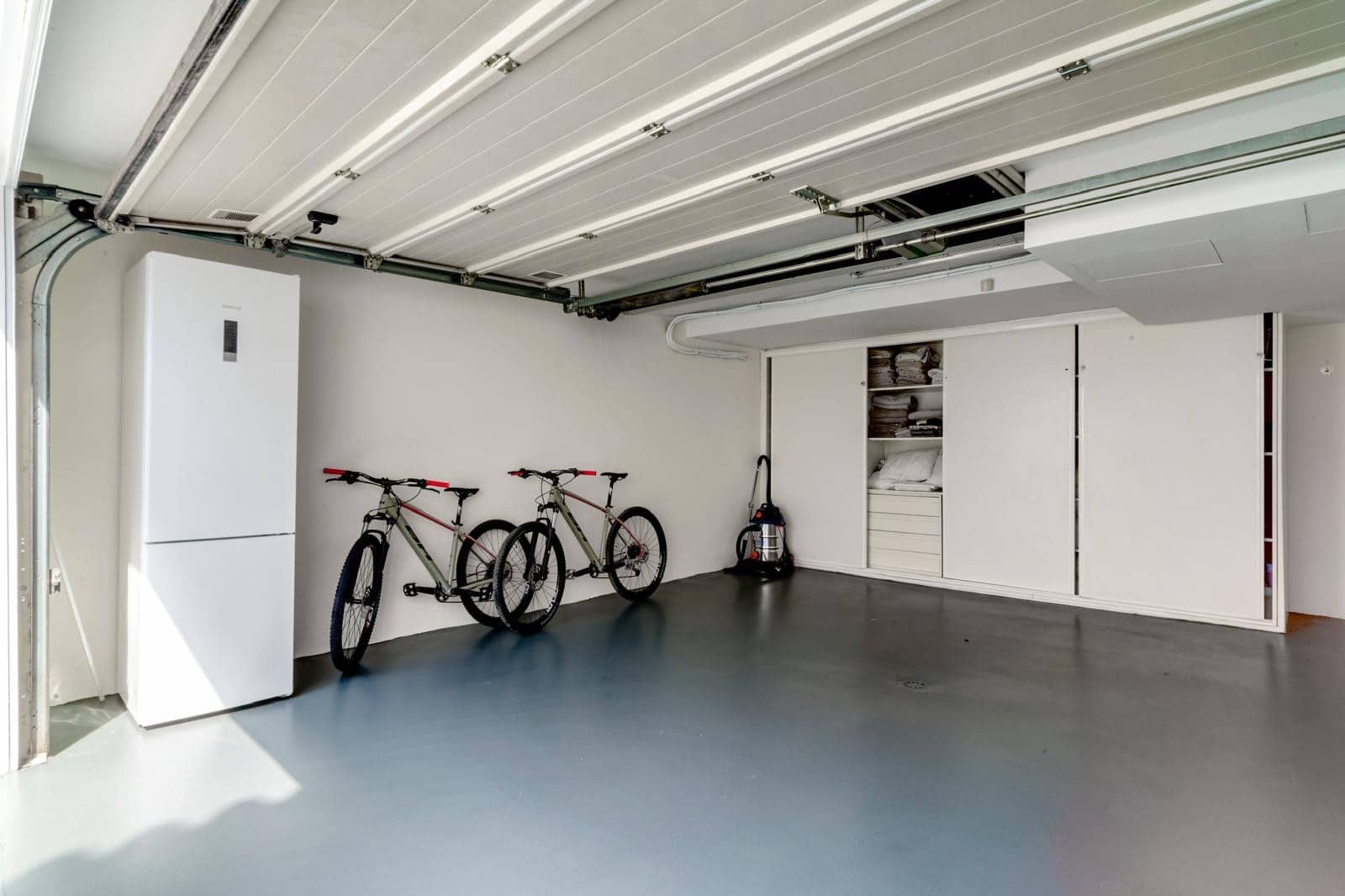 6 sovrum Villa för semesterbostäder i Marbella med pool - 5 880 € (Ref: 8988067)