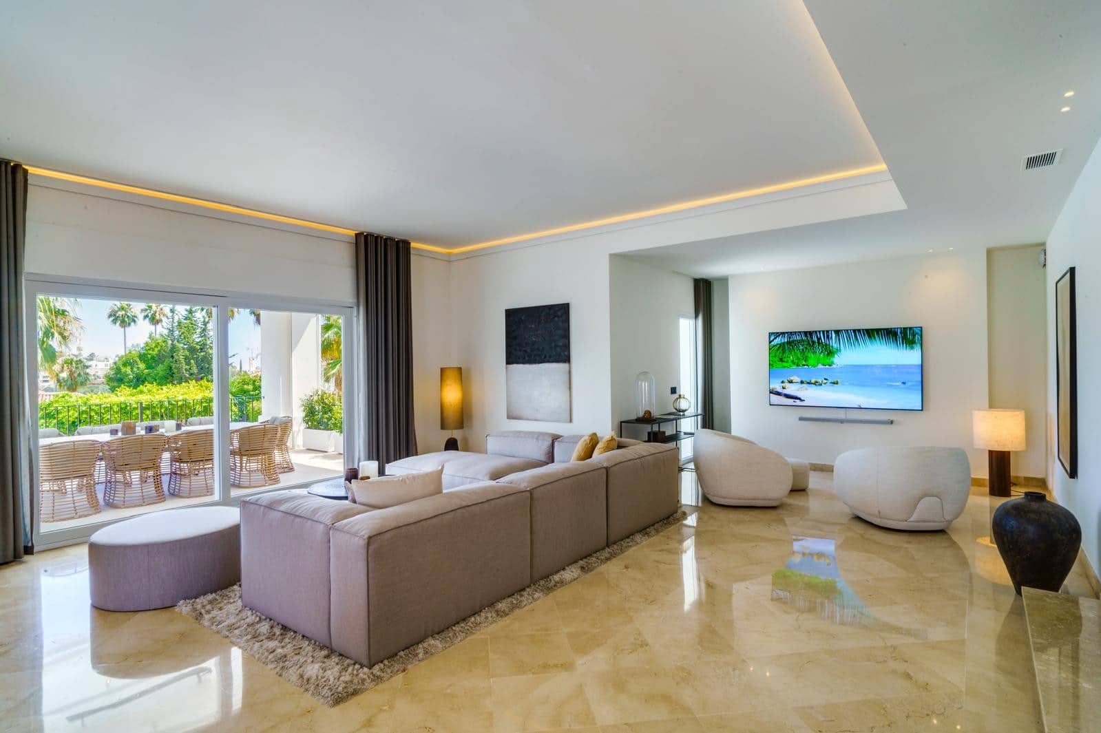 6 sovrum Villa för semesterbostäder i Marbella med pool - 5 880 € (Ref: 8988067)