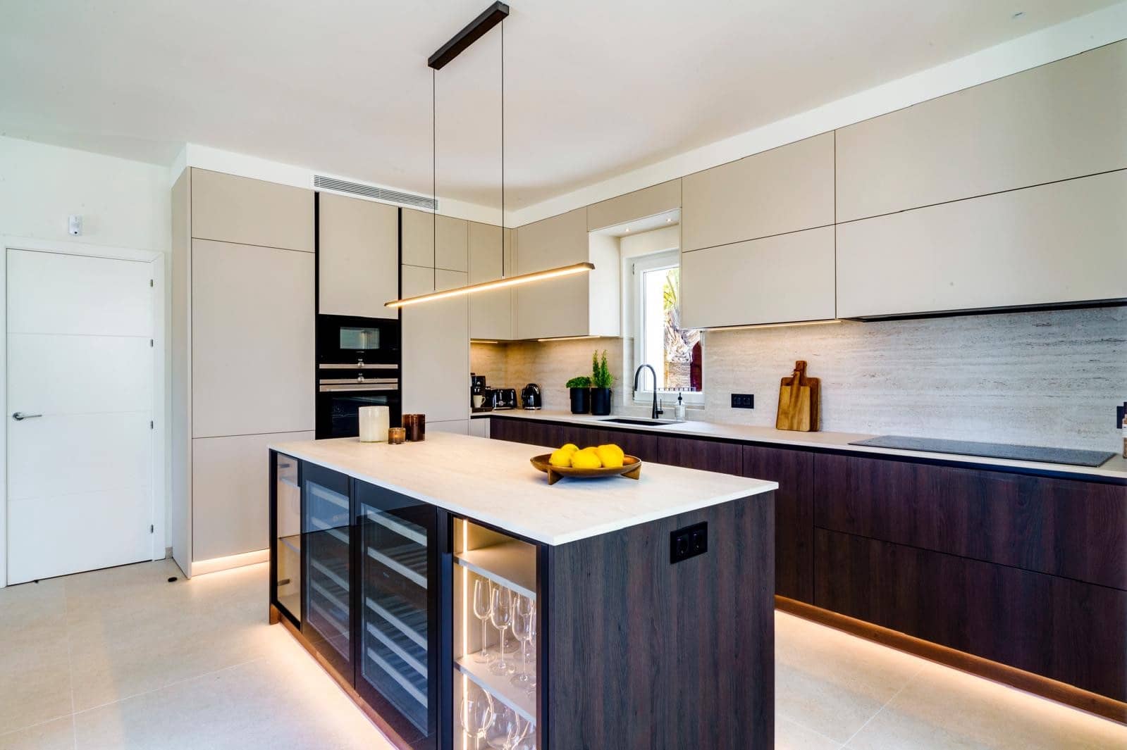 6 sovrum Villa för semesterbostäder i Marbella med pool - 5 880 € (Ref: 8988067)