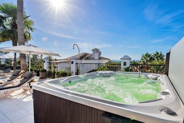 6 makuuhuone Huvila lomavuokrausta paikassa Marbella mukana uima-altaan - 4 255 € (Ref: 8988069)