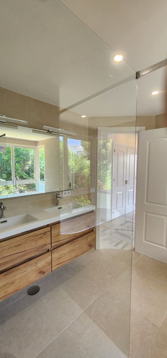 3 slaapkamer Appartement te huur in Calahonda met zwembad garage - € 2.200 (Ref: 9064994)