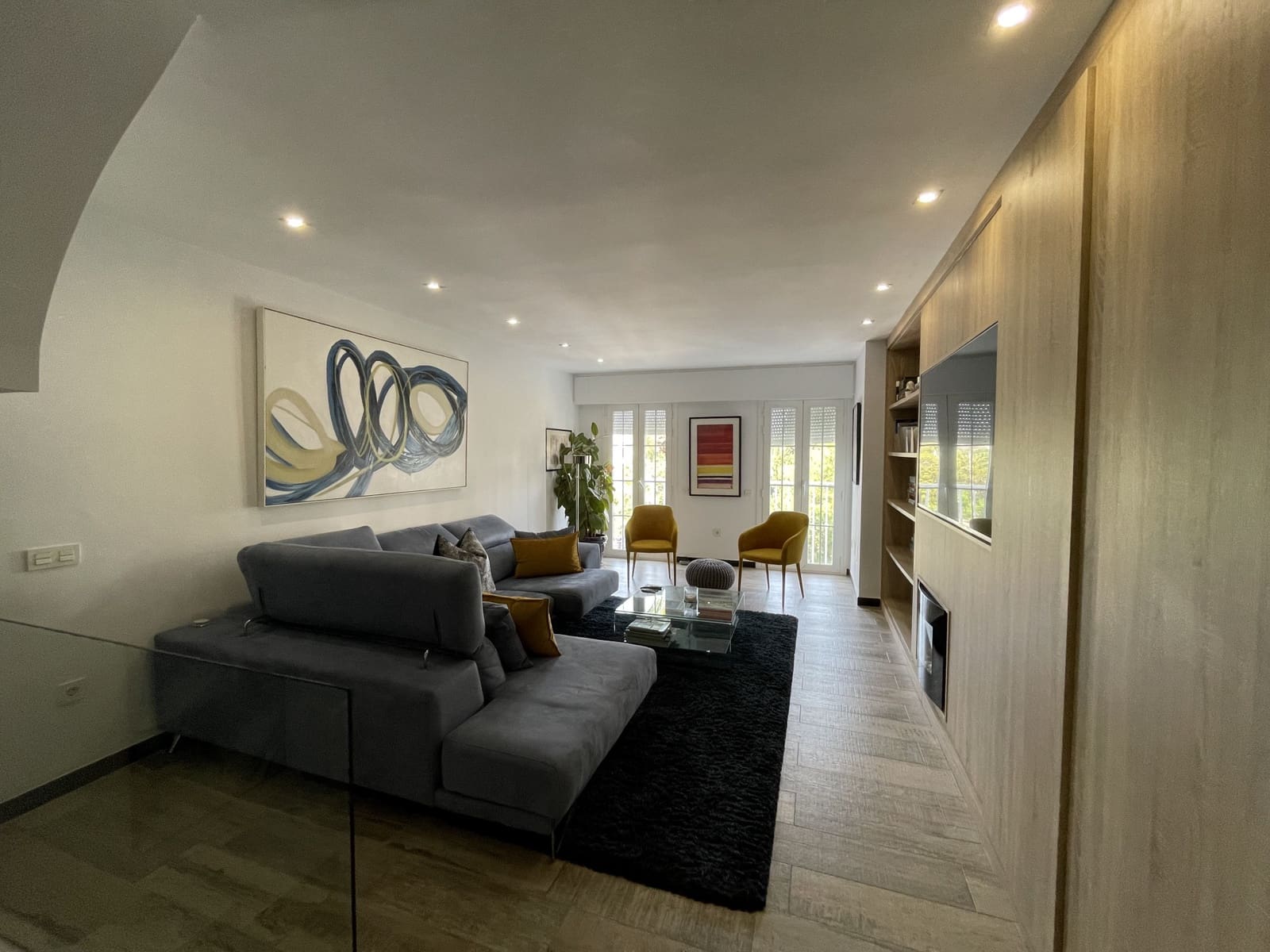 2 bedroom Townhouse for rent in Nueva Andalucia with pool garage - € 3,600 (Ref: 9102772)