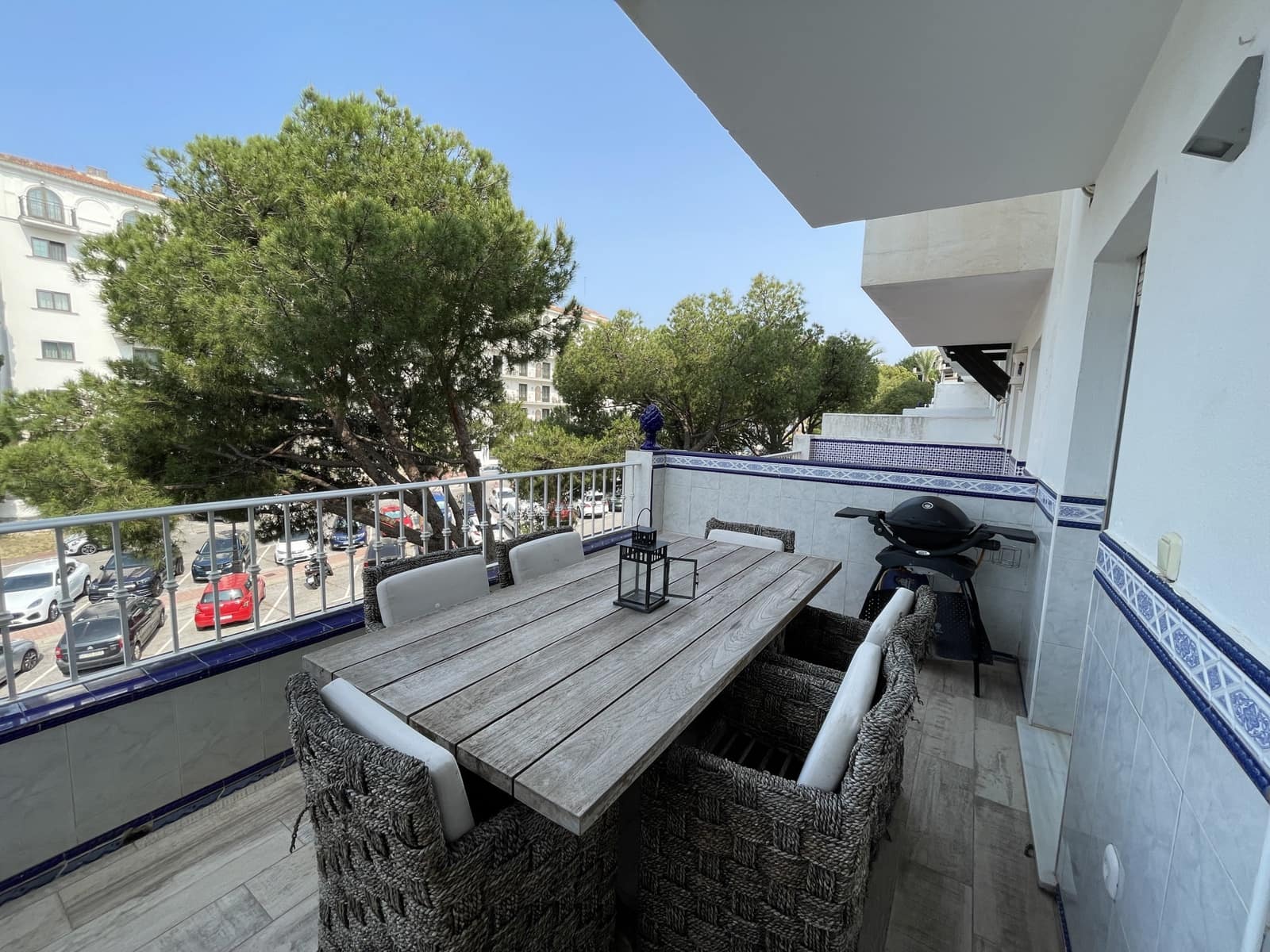 2 bedroom Townhouse for rent in Nueva Andalucia with pool garage - € 3,600 (Ref: 9102772)