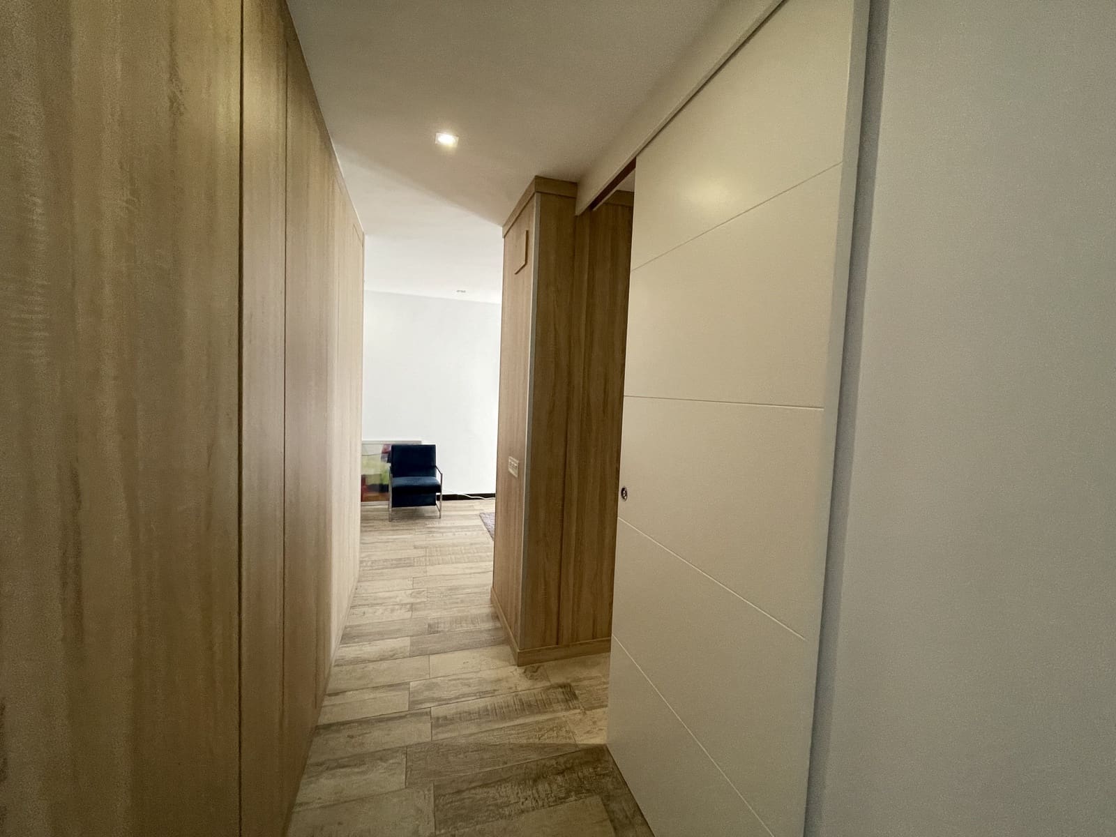 2 bedroom Townhouse for rent in Nueva Andalucia with pool garage - € 3,600 (Ref: 9102772)