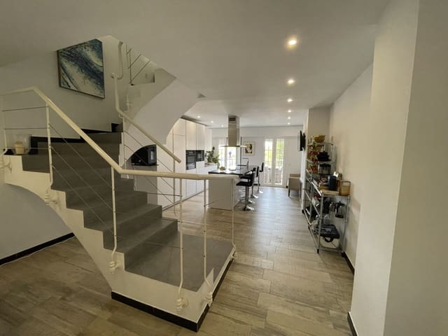 2 camera da letto Casa da affittare in Nueva Andalucia, Marbella con piscina garage - 3.600 € (Rif: 9102772)