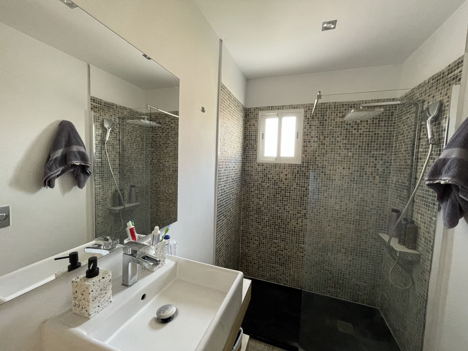 2 bedroom Townhouse for rent in Nueva Andalucia with pool garage - € 3,600 (Ref: 9102772)