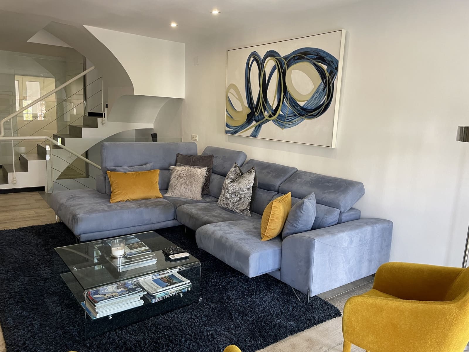 2 bedroom Townhouse for rent in Nueva Andalucia with pool garage - € 3,600 (Ref: 9102772)