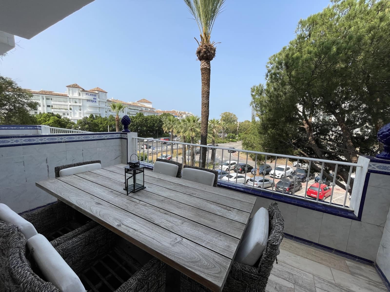 2 bedroom Townhouse for rent in Nueva Andalucia with pool garage - € 3,600 (Ref: 9102772)