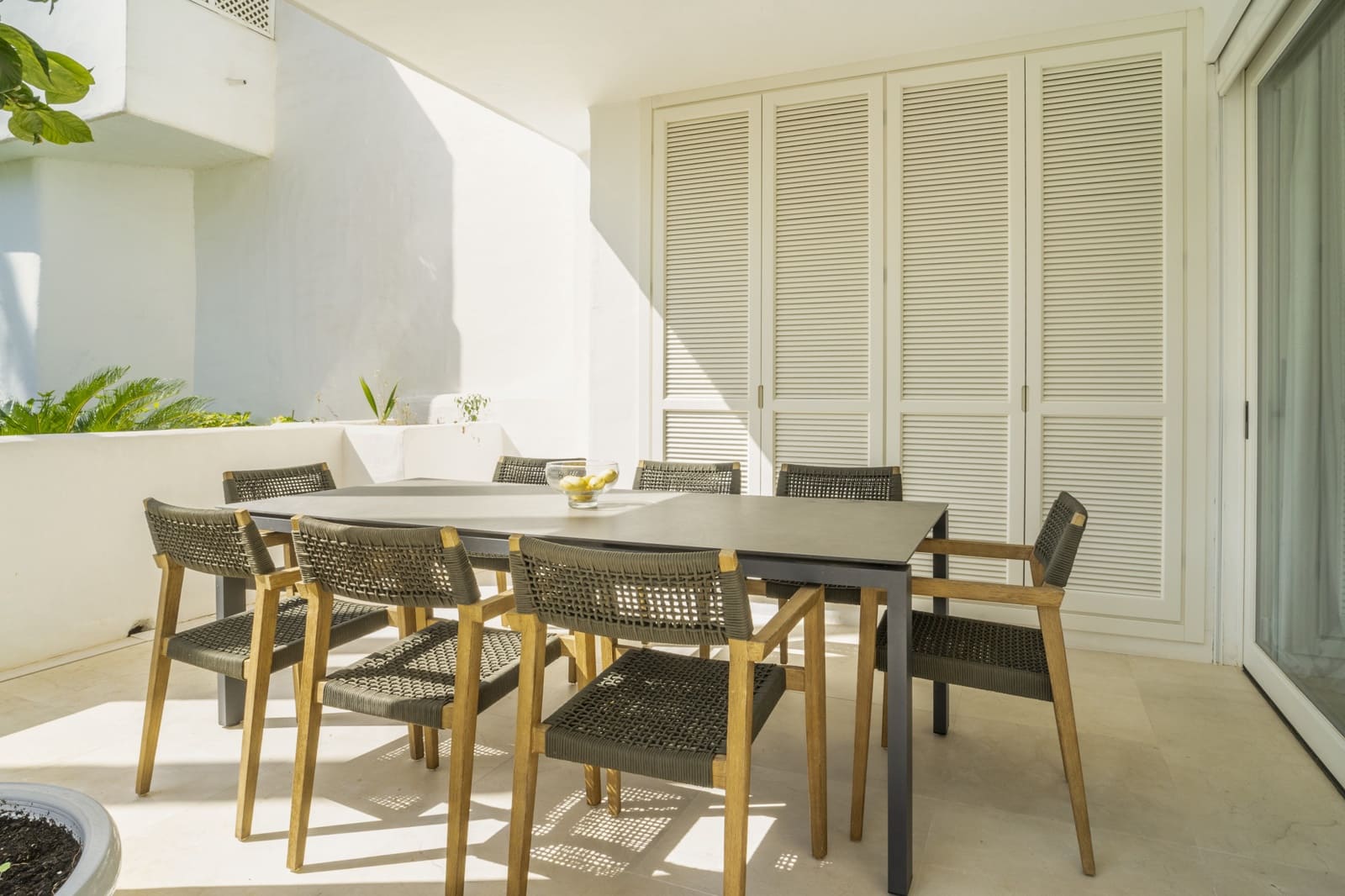 3 bedroom Apartment for sale in Marbella with pool garage - € 4,650,000 (Ref: 9129531)