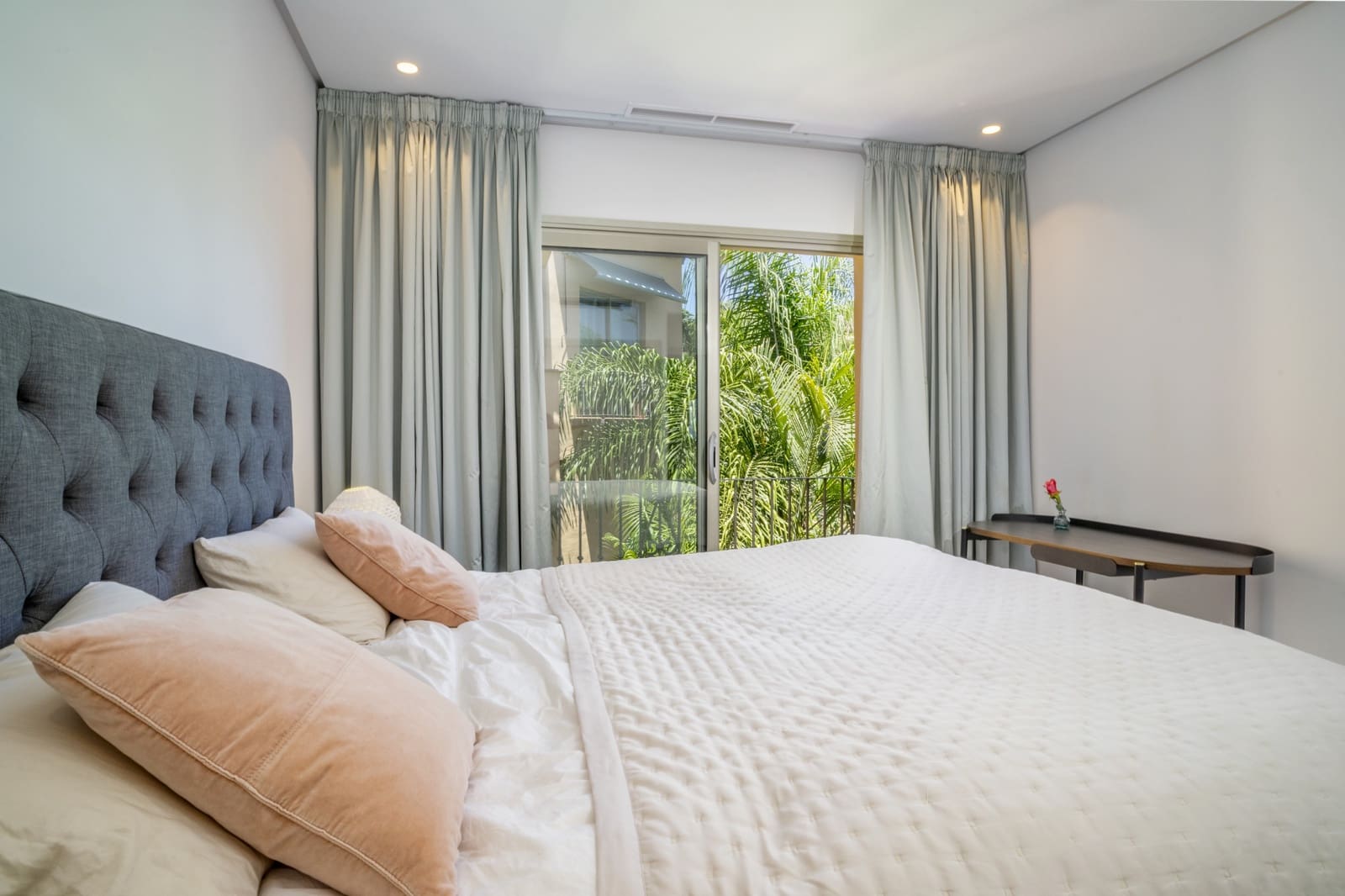 2 soveværelse Penthouse til salg i Marbella med swimmingpool garage - € 2.095.000 (Ref: 9132194)