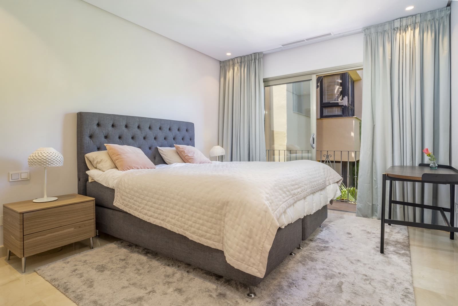 2 soveværelse Penthouse til salg i Marbella med swimmingpool garage - € 2.095.000 (Ref: 9132194)