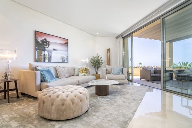 2 quarto Penthouse para venda em Marbella com piscina garagem - 2 095 000 € (Ref: 9132194)