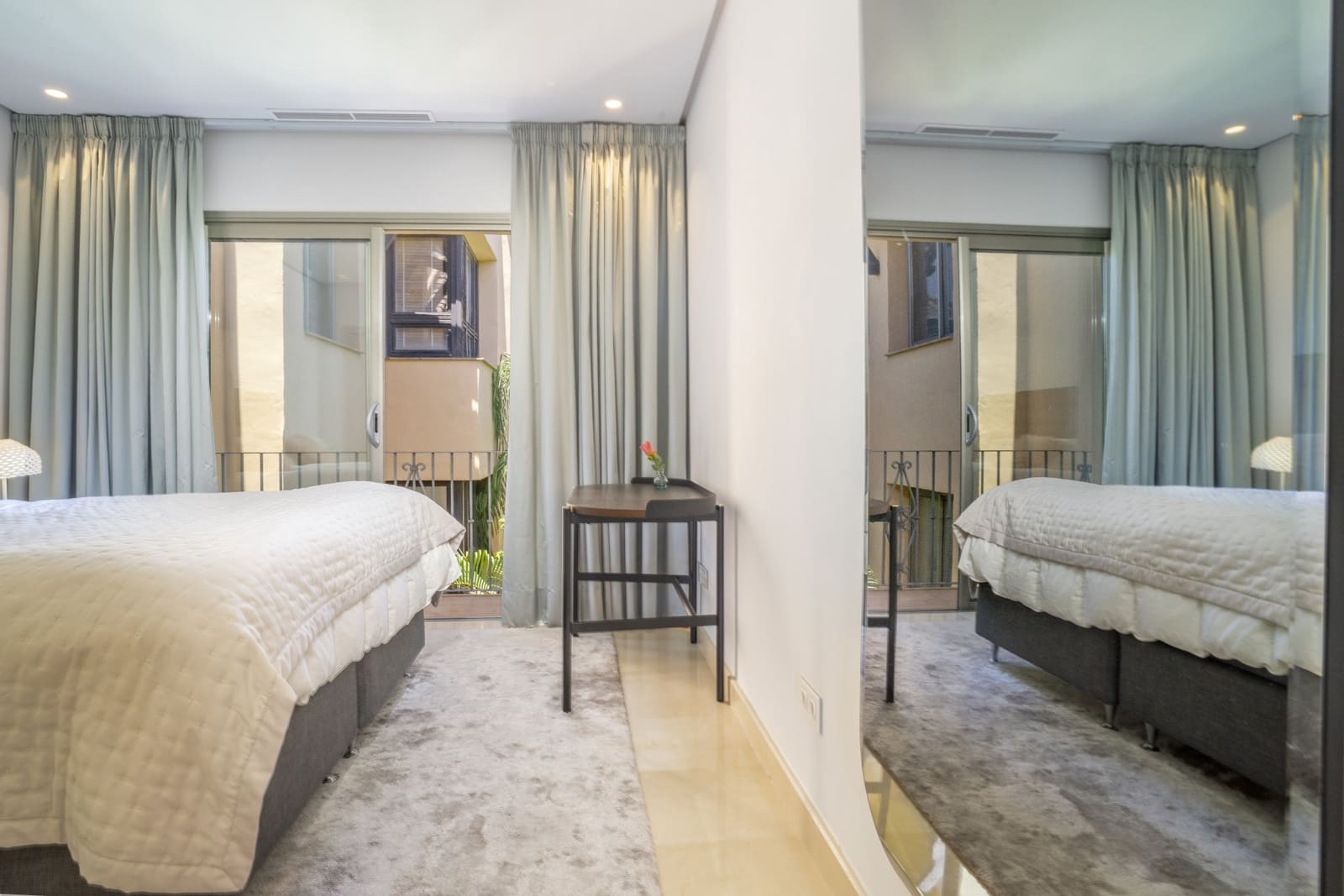 2 soveværelse Penthouse til salg i Marbella med swimmingpool garage - € 2.095.000 (Ref: 9132194)