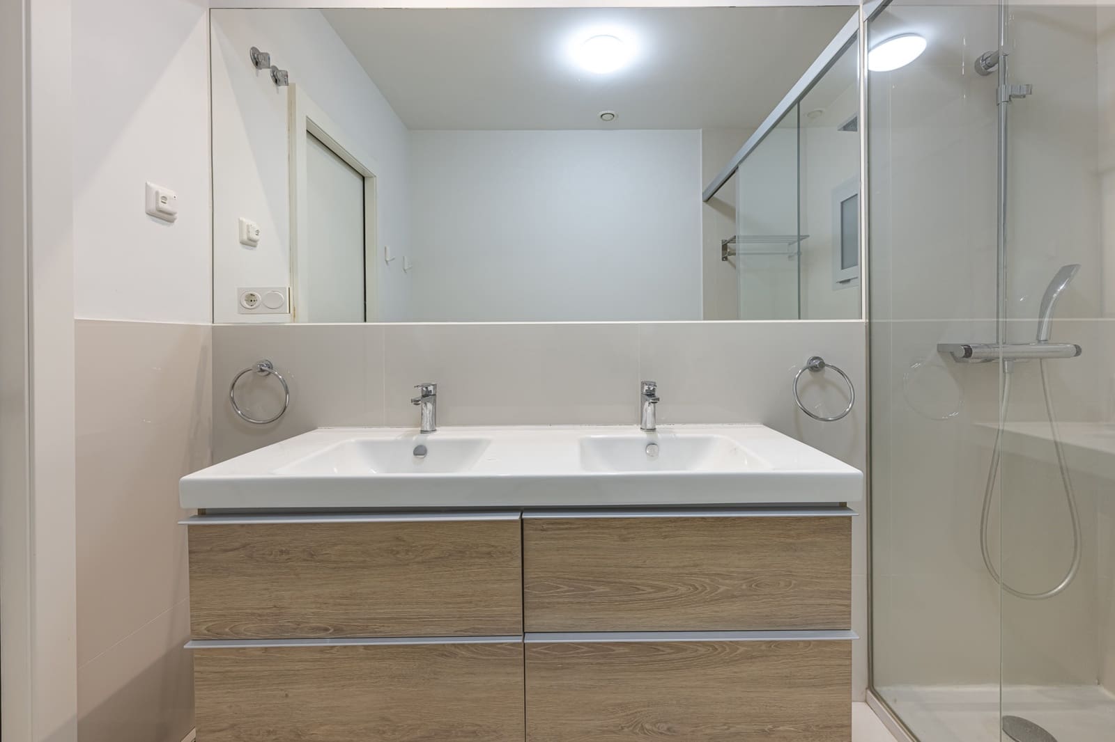   3 soveværelse   feriePenthouse i Benalmadena   med   swimmingpool  garage  - € 3.150 (Ref: 9145298)